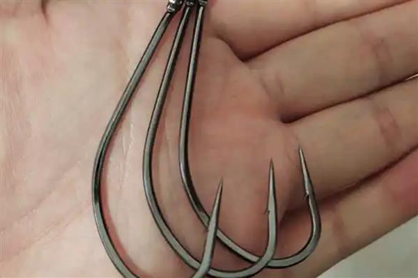 4号丸世钩与几号袖钩相当，尺寸相当于3号袖钩