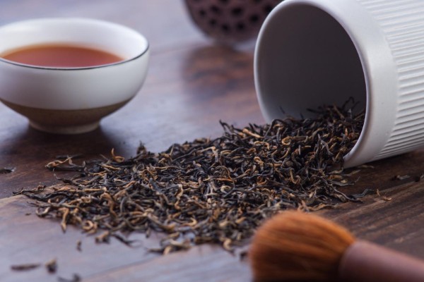 红茶的简介，属于全发酵茶