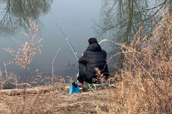 冬天野钓最佳时间,从上午10点左右开始
