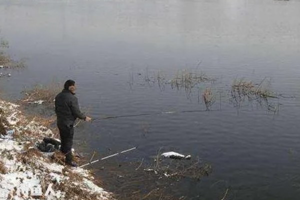 冬天野钓最佳时间,从上午10点左右开始