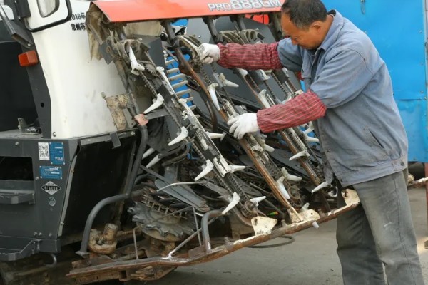 农业机械实地安全检验办法的内容，总共有以下4章