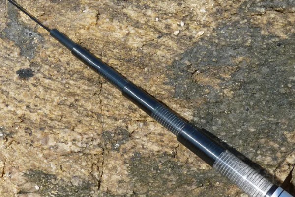 溪流竿简介，是一种短节手竿