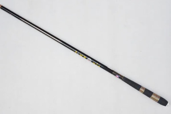 溪流竿简介，是一种短节手竿