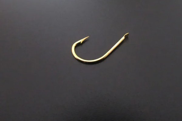 金袖钩还是赤袖钩更好用，金袖钩颜色醒目，可诱鱼