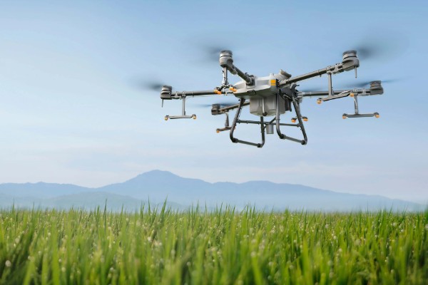 植保无人机有哪些优势，首先是效率高