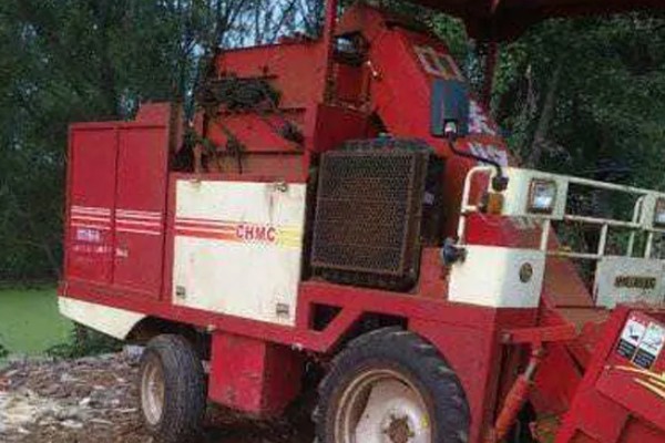 玉米联合收割机故障如何预防,驾驶员应立刻停止作业检查