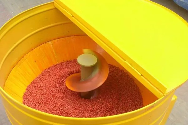 小麦种子怎么处理,播种前要晒种消毒