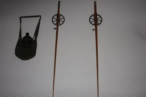 甲鱼枪的简介，是专门用来捕捉甲鱼的工具