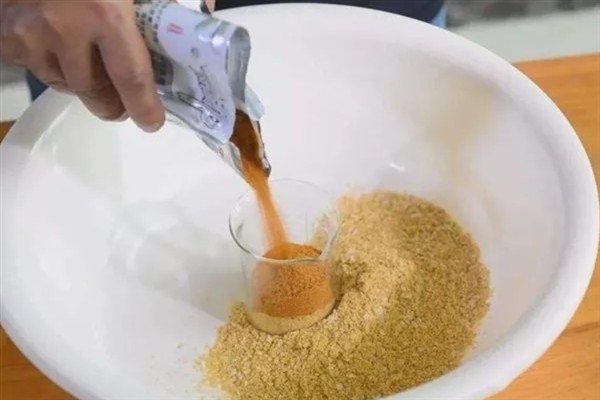 4月份钓鱼用哪种饵料，自然饵料可选择蚯蚓、麦粒、玉米等种类