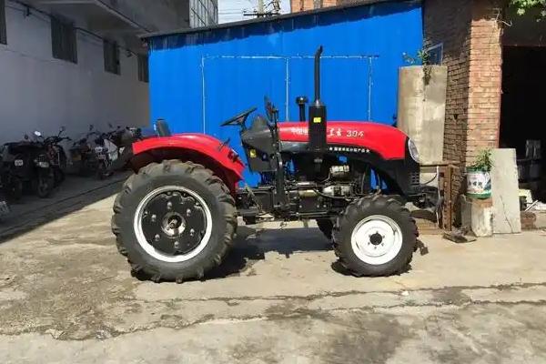 中型拖拉机怎么维修，长期停放后要对发动机三滤做更换、清洗处理