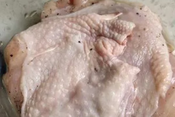 腌咸鸡是用公鸡还是母鸡，公鸡和母鸡均可