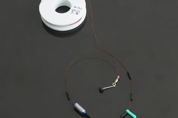 钓鲟鱼适合用什么打窝,选择原塘颗粒比较好