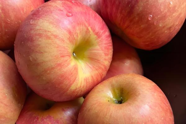 去除农药的方法,可置于清水中浸泡30分钟