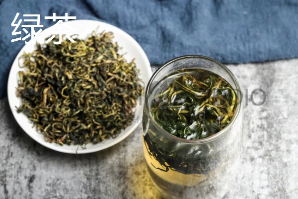 红茶和绿茶有什么区别，外观、口感、制作方法都不同