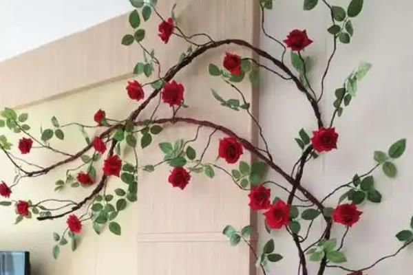 假花适合放在哪里，适合放在客厅茶几、阳台等